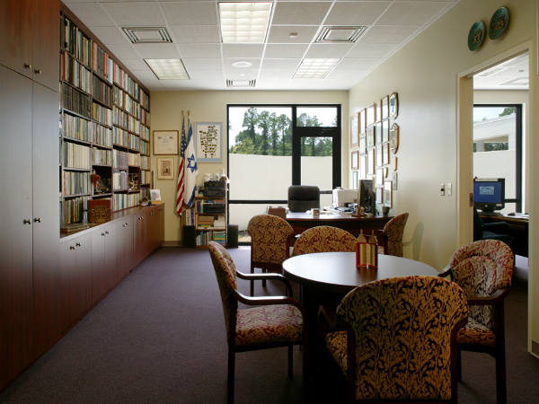 Beth El Synagogue, Offices